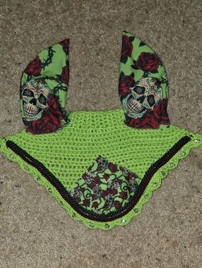 Green Skull Ear Bonnet